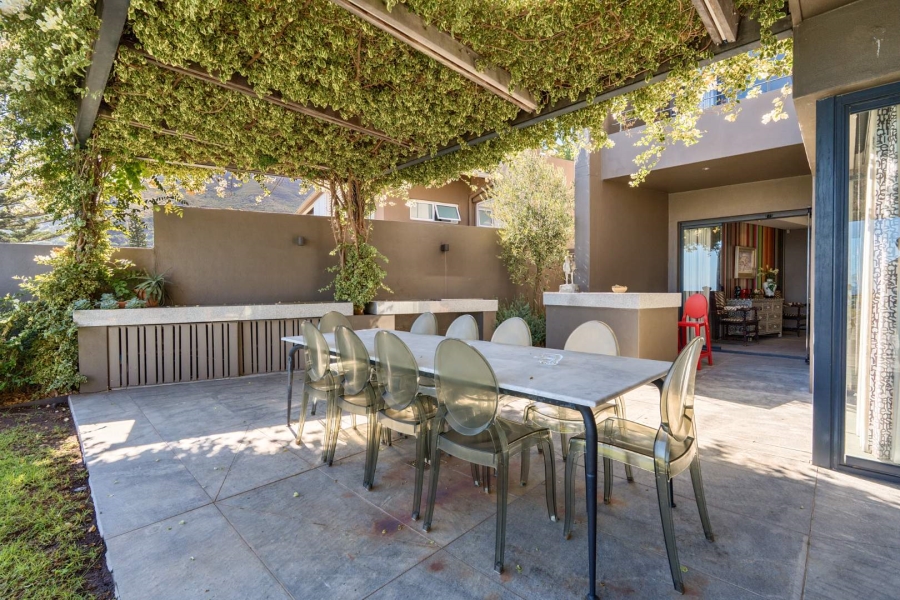 4 Bedroom Property for Sale in Camps Bay Western Cape